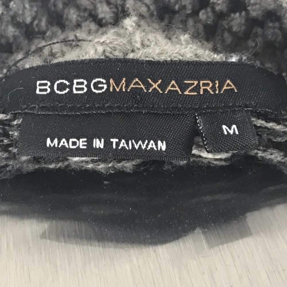 SOLD — SOLD — SOLD —- BCBGMaxazaria Tribal Print Cardigan;Cream,Greys&Black,S/M - Picture 6 of 8